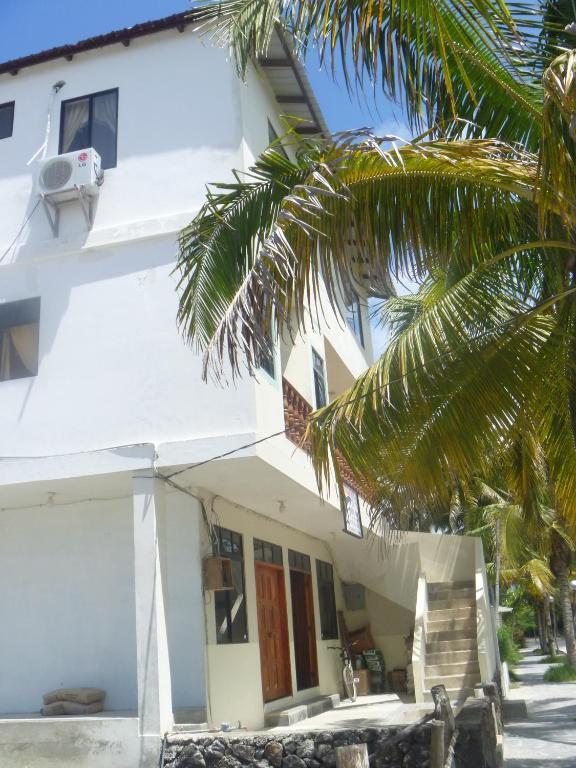 Casa Los Delfines Hotell Puerto Villamil Exteriör bild