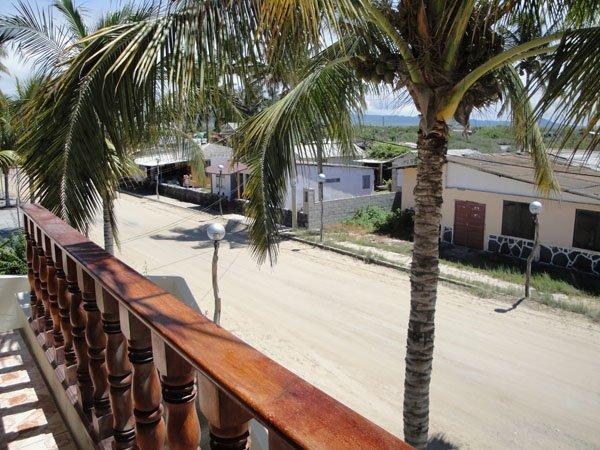 Casa Los Delfines Hotell Puerto Villamil Exteriör bild