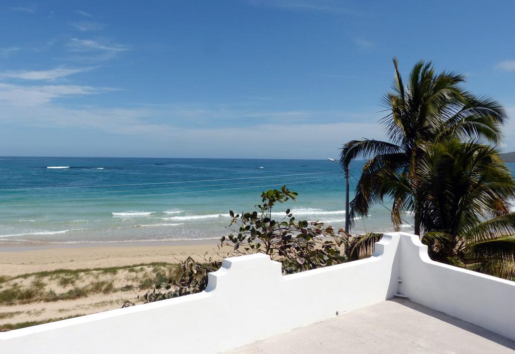 Casa Los Delfines Hotell Puerto Villamil Exteriör bild